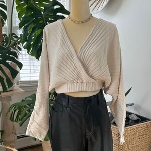 Free People Cream V-Neck Sweater Medium NWOT